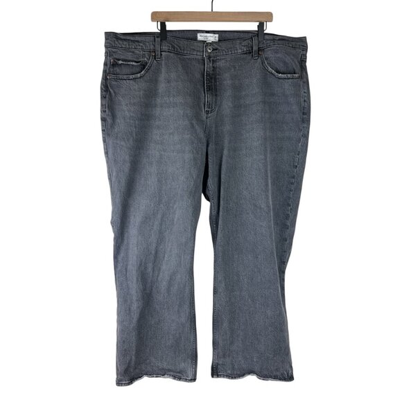 Abercrombie & Fitch Gray Wash Curve Love Low Rise Baggy Jeans Short - Picture 1 of 5